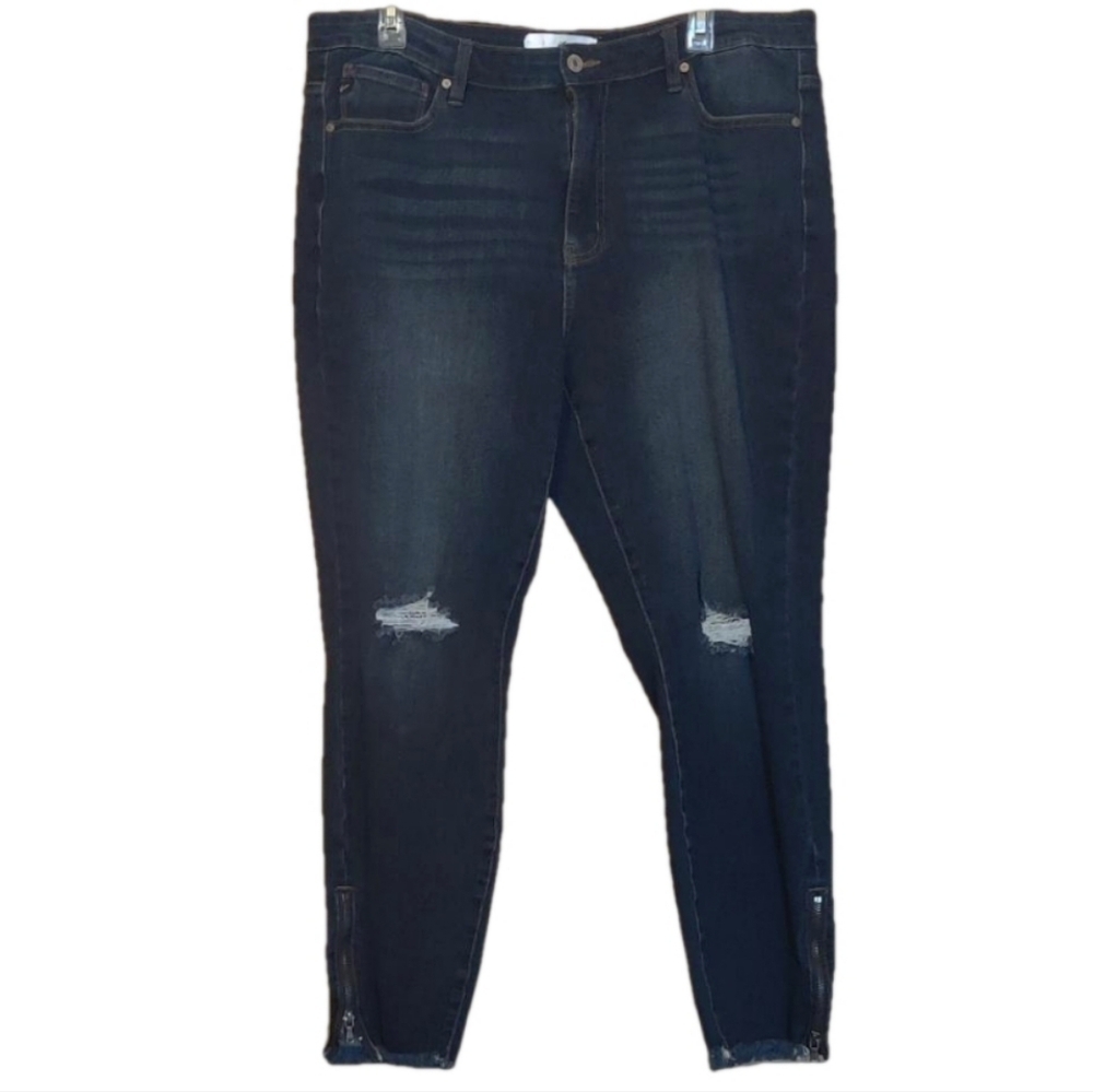 KanCan Women's Distressed Zipper Ankle High Rise Mom Jeans Size 2XL